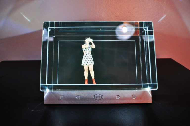 (12) Teek Mach Us (looking glass hologram viewer,3D painting made in Tiltbrush)
